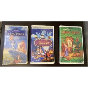 Lot of 3 Authentic Walt Disney VHS Tapes in‎ Original Clamshell Cases
